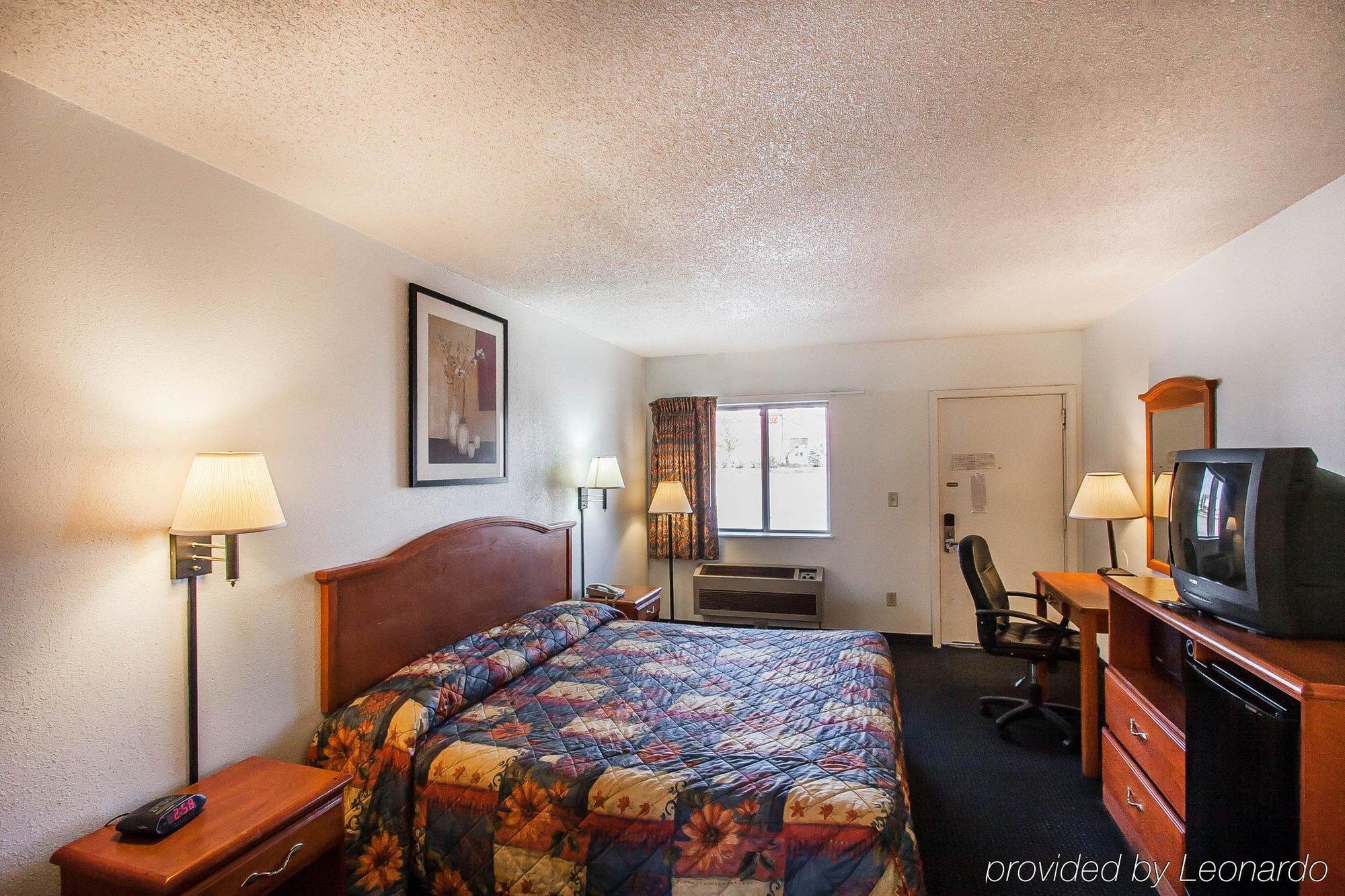 Rodeway Inn Effingham Dış mekan fotoğraf