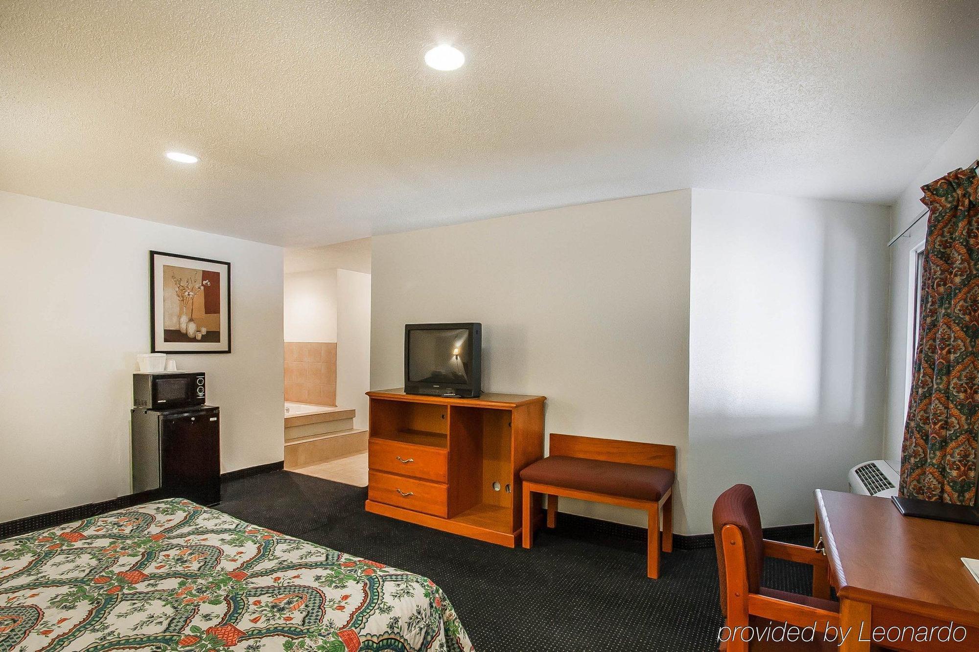 Rodeway Inn Effingham Dış mekan fotoğraf