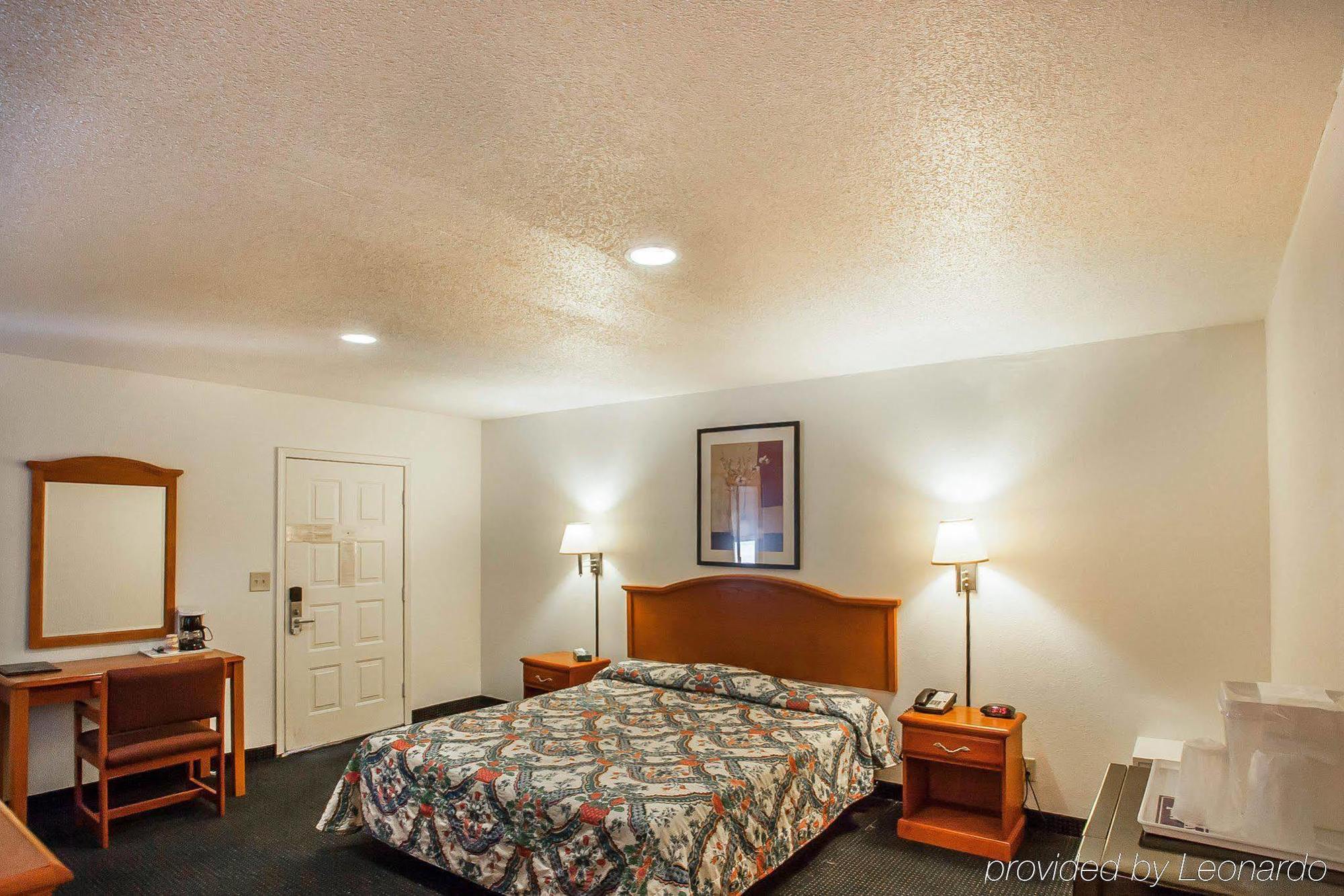 Rodeway Inn Effingham Dış mekan fotoğraf